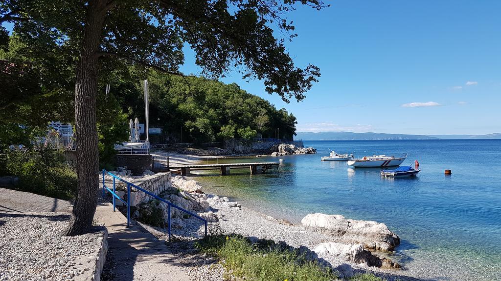 Apartman Sevilya Kostrena Buitenkant foto