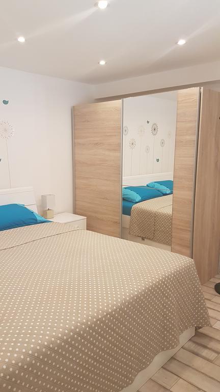 Apartman Sevilya Kostrena Buitenkant foto