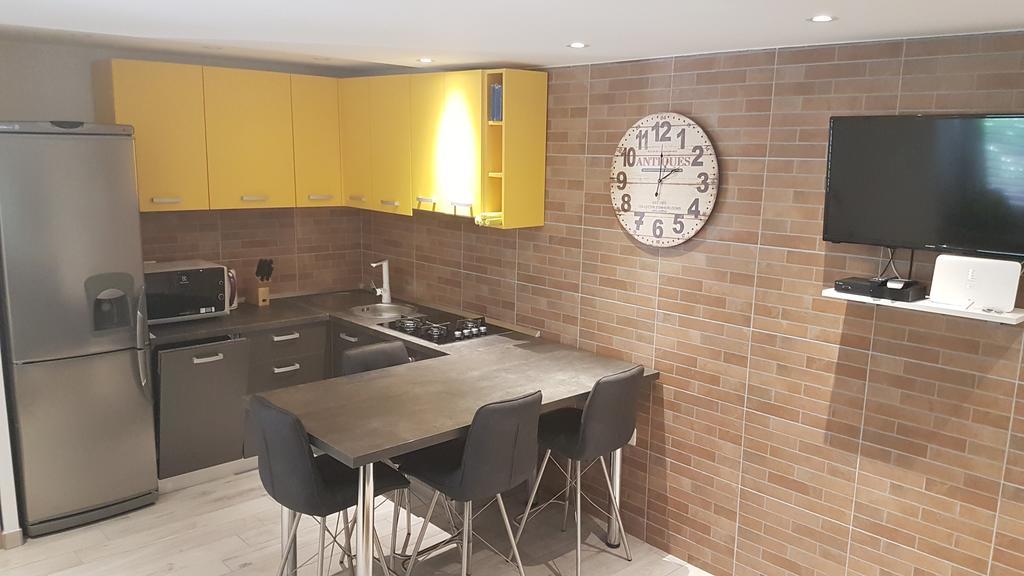 Apartman Sevilya Kostrena Buitenkant foto